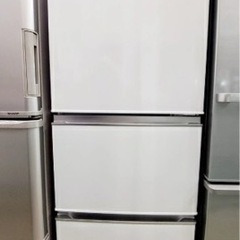 【美品】ハイセンス冷蔵庫　282Ｌ