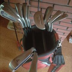 ゴルフ　フルセットときれいな赤のゴルフバック　美品です