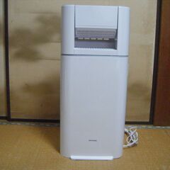 アイリスオーヤマ　サーキュレーター衣類乾燥機　IJD-150-W...