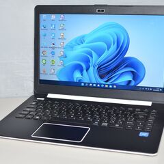 【ネット決済・配送可】中古美品ノートパソコン Windows11...