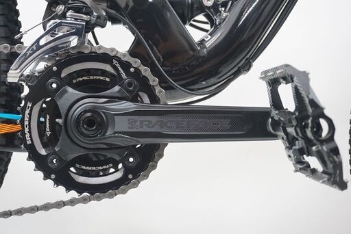 GT 「ジーティー」 HELION PRO 17.5 2017年モデル マウンテンバイク