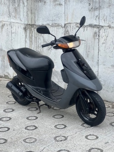 大人気セール‼️リアタイヤ新品✨️バッテリー充電済み嬉しいシート張り替え♪オイル満タン補充外装ブラック全塗装✨️社外CDI付き パワフルで速いレッツ2✴