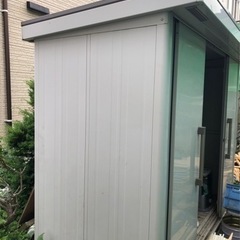 決まりました！引き取り限定！YODOKO 積雪型物置！