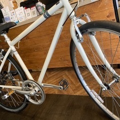 前輪タイヤ・前輪チューブ新品！】8段変速 700×28cクロスバイク ホワイト