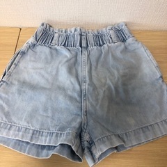 H&M  ショートパンツ　size140〜145