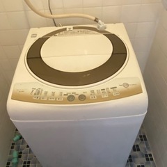 シャープ全自動洗濯機　5k 2011年製
