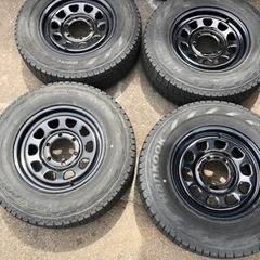 値下げ❗️ハイエース キャラバン 195/80R15 LT デイトナホイール付き