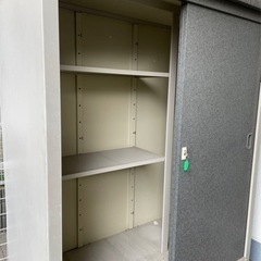 物置　まだまだきれいです。