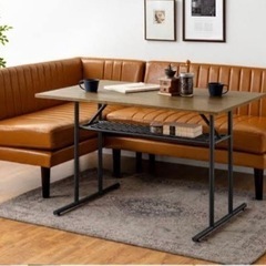 カフェのようなソファやテーブル