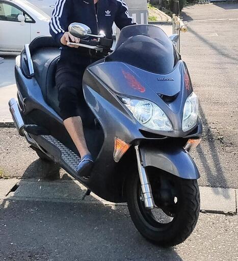 フォルッア　250 美品　ホンダ  一発始動　スマートキー　オーディオスピーカー付　八戸　バイク　カスタム