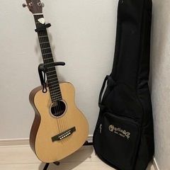 ミニアコースティックギター (カポ・ケース付き)
