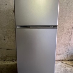 AQUA ノンフロン直冷式冷凍冷蔵庫　AQR-111F (S)