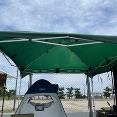 テント　キャンプ　日焼け