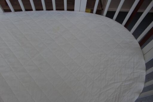 ストッケ stokke スリーピーベッド v3 シミ有り 18万円前後のお品物