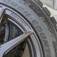 流行りのゴツゴツタイヤ付美品アルミ