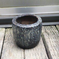 小さめの火鉢