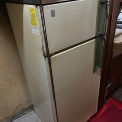 レトロ冷蔵庫
