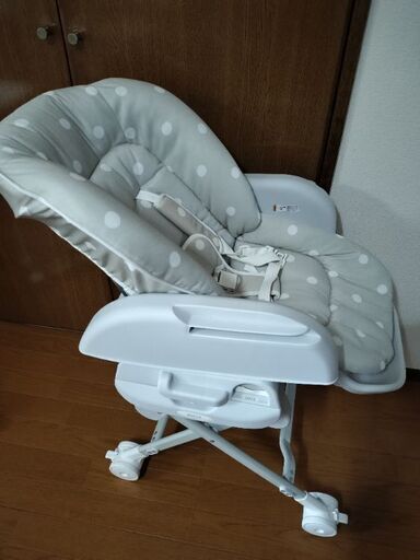 【引き取り限定】カトージ ハイローチェア