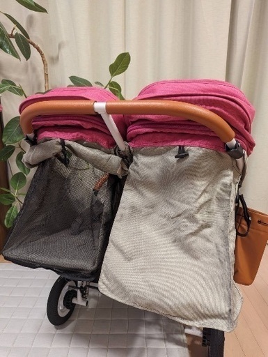 マウンテンバギー】双子ベビーカー （新品より半額以下！） 双子育児