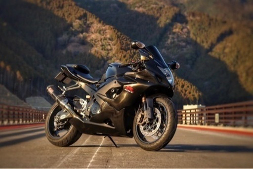 スズキ GSXR1000 K5
