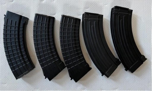 交渉終了）AK47 タクティカル メタルフレーム マガジン5本 スリング付き