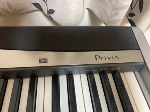 電子ピアノ CASIO px-300 Privia おまけに木製スタンド付きます