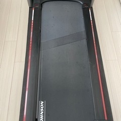 高性能ルームランナー】2019年製JOHNSON8.1Tランニングマシーン【定価 