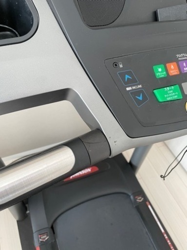 高性能ルームランナー】2019年製JOHNSON8.1Tランニングマシーン【定価