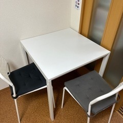 ダイニングテーブル、イスセット(IKEA)