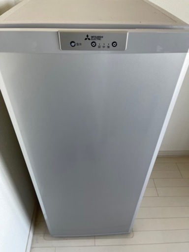 お値下げしました。三菱ノンフロンガス 冷凍庫専用
