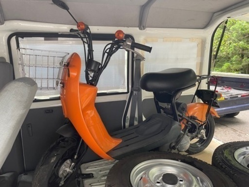 走行少ない！チョイノリ／走行距離1048km／バッテリー新品 走行少ない！チョイノリ／走行距離1048km／バッテリー新品 バッテリー