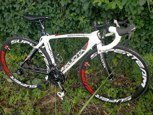 フルカーボンKUOTA KARMARACE