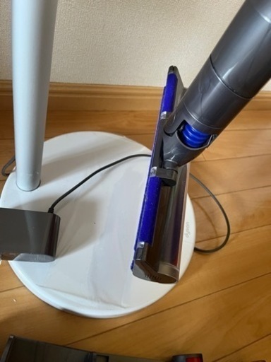 ダイソン Dyson Digital Slim Fluffy SV18 FF