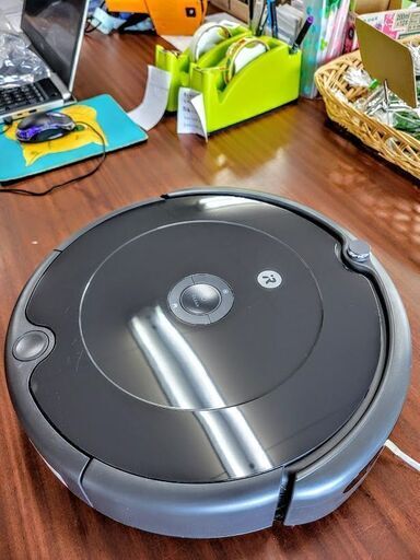 【店頭引き取り限定】超特価！中古iRobot ルンバ693 R693060（チャコールグレー） ルンバ ロボット掃除機