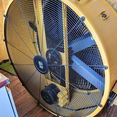 店頭引き取り限定】CATERPILLAR 42インチ送風機/CAT/工場・体育館に