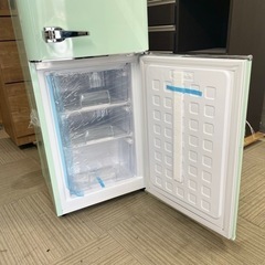 【訳あり未使用品‼️】レトロ調♪ アイリスオーヤマ 2022年製 130Lノンフロン冷凍冷蔵庫 ライトグリーン♪ 訳あり未使用品‼️】レトロ調♪ アイリスオーヤマ 2022年製 130Lノンフロン