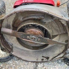 ホンダ　芝刈り機　自走式　