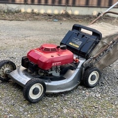 ホンダ　芝刈り機　自走式　