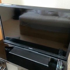 テレビ　AQUOS LC-32H10