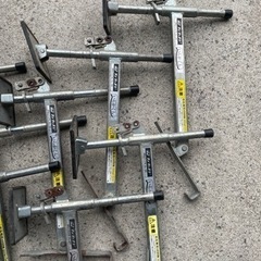 ■中古品 ワン・ツゥ・スリー 調整式瓦足場 いらかくん HL-36 9個セット 足場資材■ □中古品 ワン・ツゥ・スリー 調整式瓦足場 いらかくん HL-36 9個