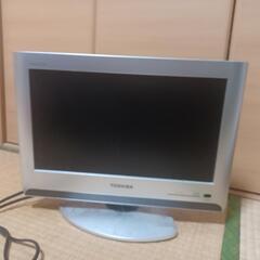 16インチ液晶テレビ