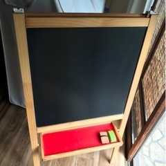 【IKEAイケア】MALA お絵かき用イーゼル　ホワイトボード＆黒板