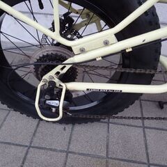 商談中ですド迫力極太タイヤ【88サイクル パパチャリ ファットバイク 