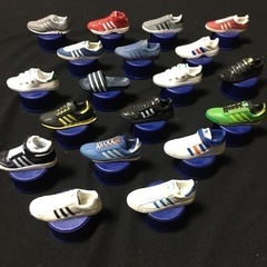 adidas ボトルキャップ