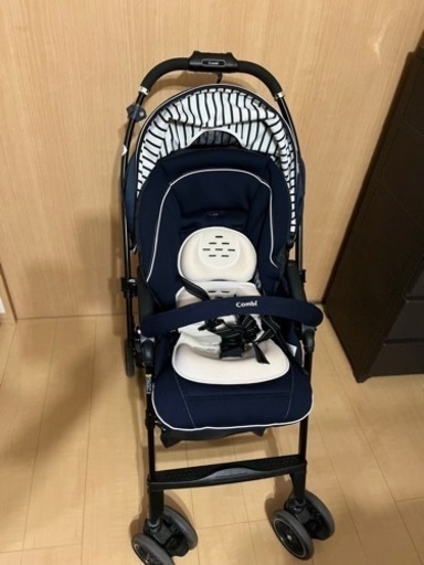 combi  メチャカルハンディ オート4キャス  エッグショック付き AB型ベビーカー