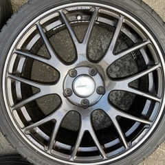 レイズ　18インチ　225／40ガンメタホイル本日中なら5千円引きします　値段交渉可能です