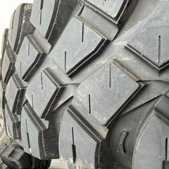 マキシスクリーピークローラー　7.00-16LT ジムニー　クロカン