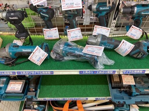 マキタ　充電式グラインダー本体　色々有ります