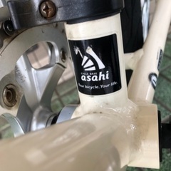 🔹クロスバイク🔹日本のあさひ車「Cream」26in.7段ギア。