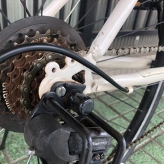 🔹クロスバイク🔹日本のあさひ「Cream」700c.7段